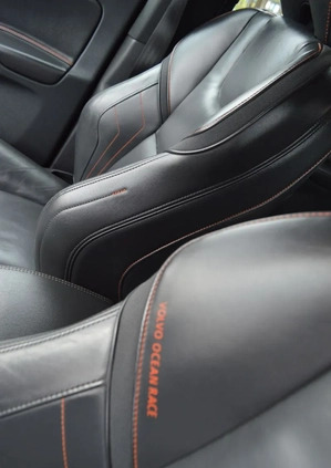 Volvo XC 60 cena 73900 przebieg: 116000, rok produkcji 2014 z Rawicz małe 407